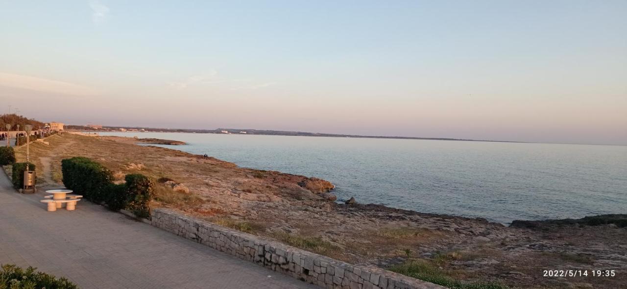 B&B Lungomare Galilei Gallipoli Kültér fotó